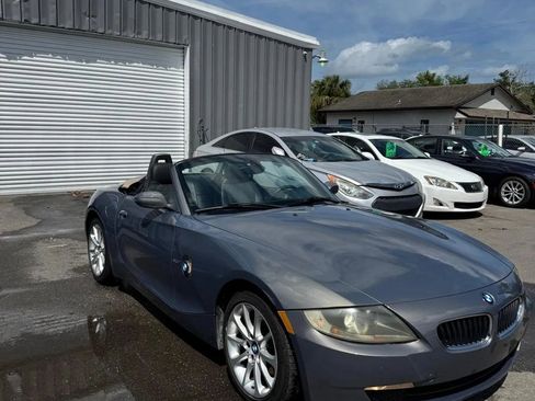 Used 2008 BMW Z4 3.0i RWD image 3
