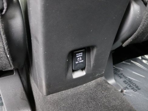 Used 2023 Mitsubishi Eclipse Cross ES image 23