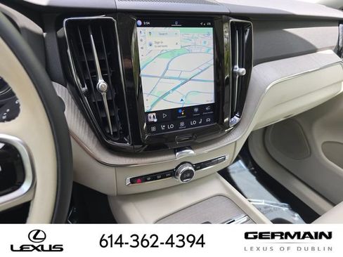 Used 2023 Volvo XC60 T8 Plus AWD/4WD image 28