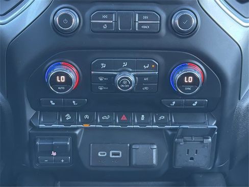 Used 2021 Chevrolet Silverado 1500 LT Trail Boss w/ Convenience Package II image 24