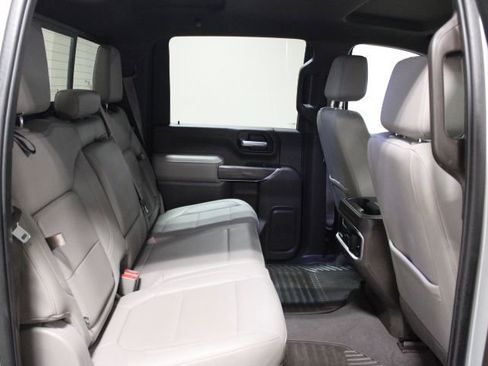 Used 2021 Chevrolet Silverado 2500 LTZ w/ LTZ Convenience Package image 28