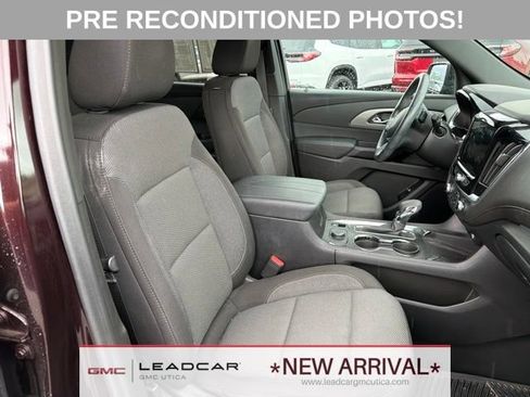 Used 2023 Chevrolet Traverse LT AWD/4WD image 11
