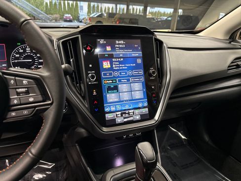 Used 2024 Subaru Crosstrek 2.5i Limited w/ Crosstrek Mirror Package image 21