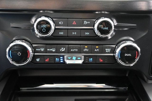 New 2026 Ford F350 Lariat w/ Lariat Ultimate Package AWD/4WD image 30