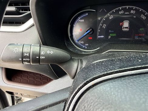 Used 2019 Toyota RAV4 Limited w/ Carpet Mat Package AWD/4WD image 28