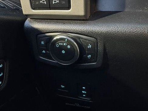 Used 2021 Ford F350 Lariat w/ Lariat Ultimate Package image 17