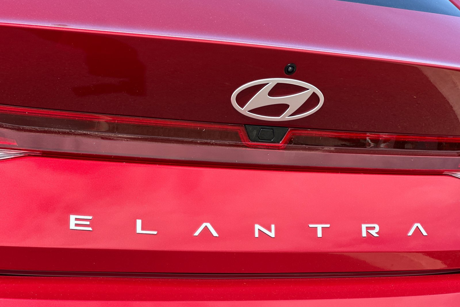 Used 2024 Hyundai Elantra SEL FWD image 30