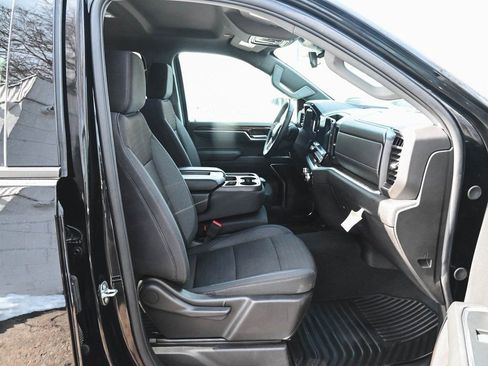 Used 2024 GMC Sierra 1500 Elevation image 31