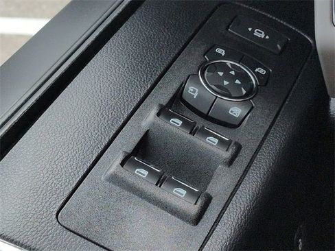 Certified 2021 Ford F250 Lariat w/ FX4 Off-Road Package image 22