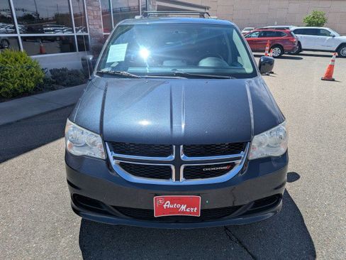 Used 2014 Dodge Grand Caravan SXT w/ Rear Park Assist Package FWD image 7