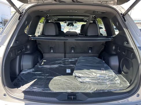 Used 2025 Subaru Forester Sport w/ Popular Package #2 AWD/4WD image 20