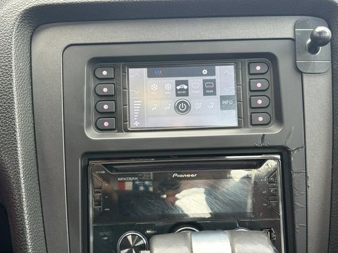 Used 2010 Ford Mustang Coupe RWD image 12