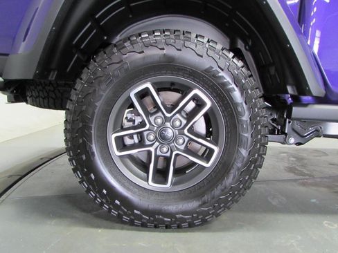 New 2026 Jeep Gladiator Mojave AWD/4WD image 9