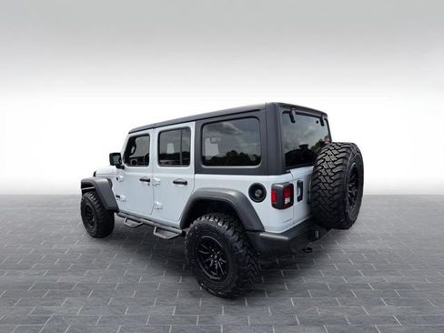 Used 2025 Jeep Wrangler Unlimited Sport AWD/4WD image 5
