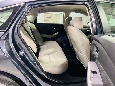 New 2026 Honda Accord LX image 30