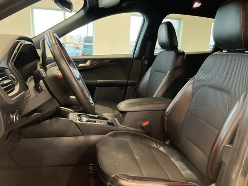 Used 2023 Ford Escape ST-Line Elite image 12