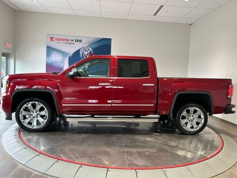 Used 2018 GMC Sierra 1500 Denali w/ Denali Ultimate Package AWD/4WD image 3
