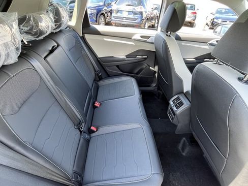 New 2026 Volkswagen Taos SE AWD/4WD image 12