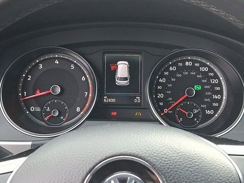 Used 2020 Volkswagen Atlas SE w/ Panoramic Sunroof Package image 25