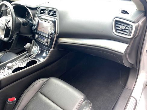 Used 2016 Nissan Maxima 3.5 SL FWD image 26