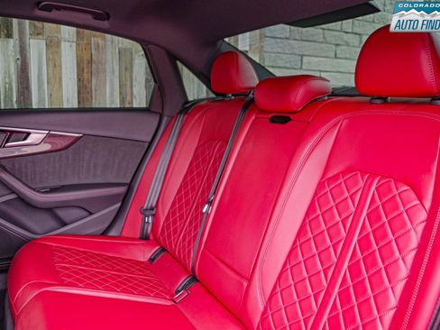 Used 2020 Audi S4 Premium Plus w/ Premium Plus Package AWD/4WD image 25
