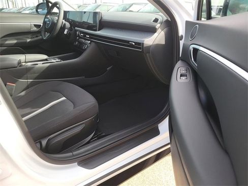 New 2026 Hyundai Sonata SEL image 6