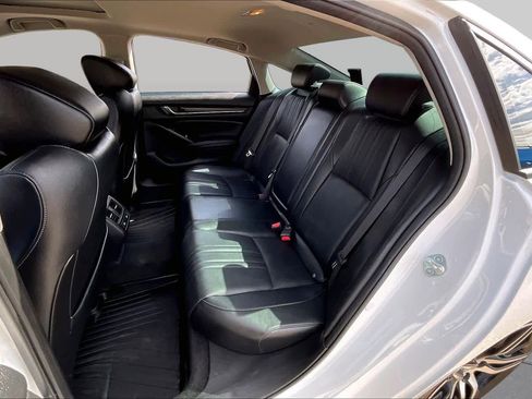 Used 2022 Honda Accord Touring image 20