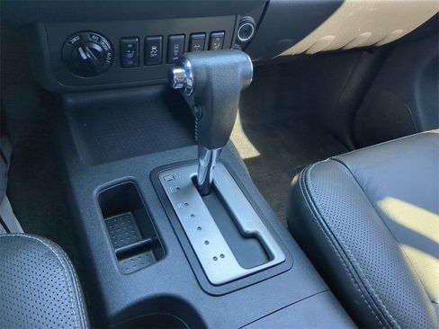 Used 2016 Nissan Frontier PRO-4X w/ Pro-4x Luxury Package image 28