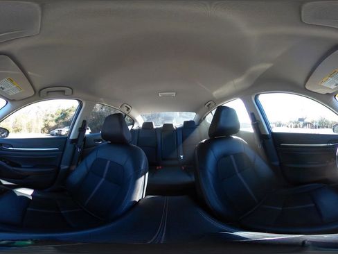 Used 2025 Nissan Altima 2.5 SR image 37