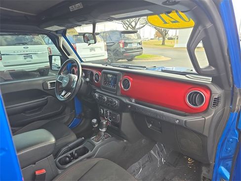 Used 2021 Jeep Wrangler Unlimited Rubicon w/ Cold Weather Group image 15