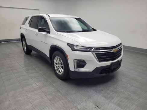 Used 2022 Chevrolet Traverse LS image 13