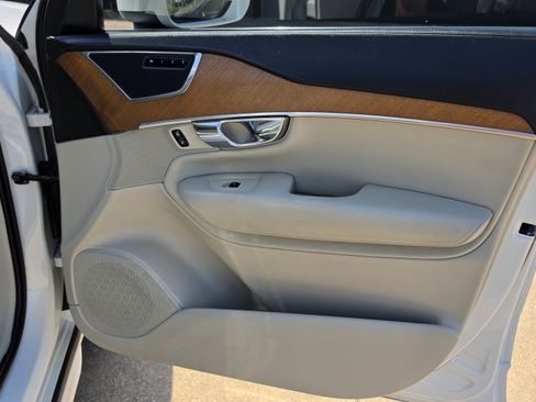 Used 2016 Volvo XC90 T6 Inscription AWD/4WD image 33