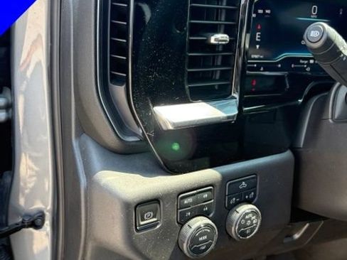 Used 2024 Chevrolet Silverado 1500 LT Trail Boss w/ Convenience Package II AWD/4WD image 12