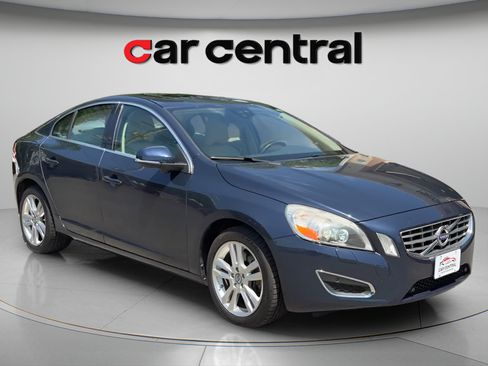 Used 2011 Volvo S60 T6 AWD/4WD image 7