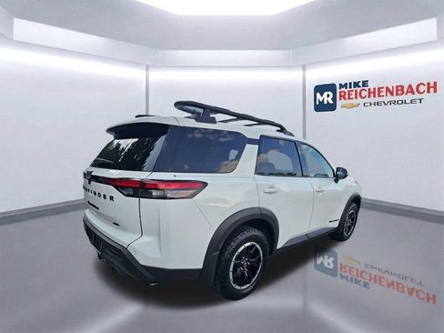 Used 2024 Nissan Pathfinder Rock Creek AWD/4WD image 4