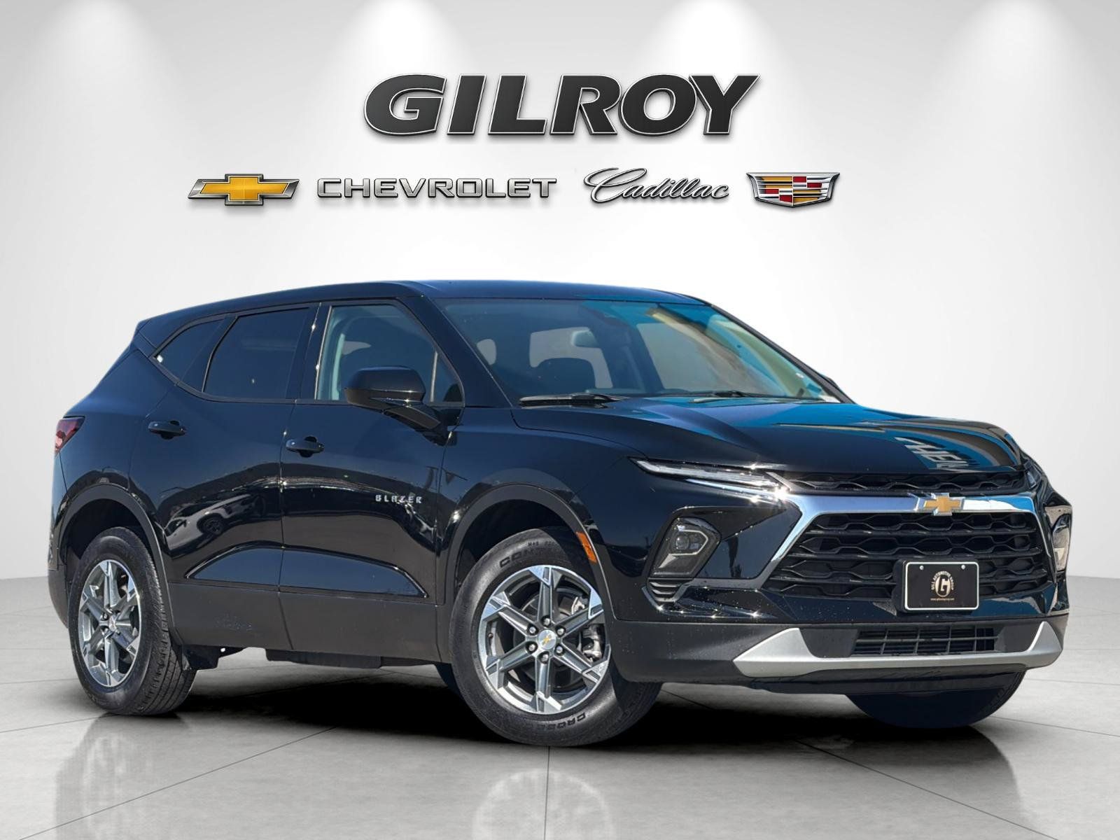Used 2025 Chevrolet Blazer LT AWD/4WD image 1