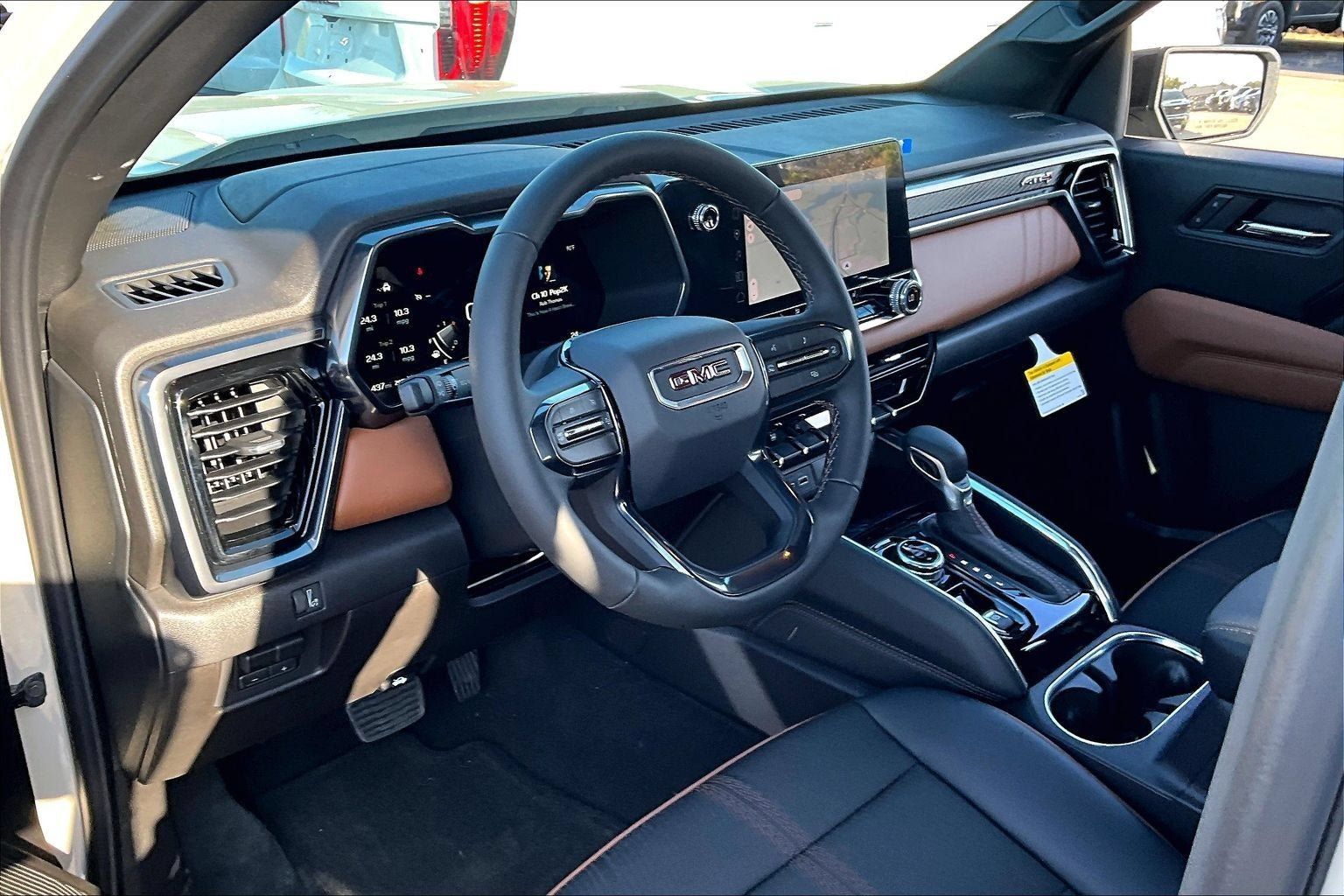 New 2026 GMC Canyon AT4 AWD/4WD image 6