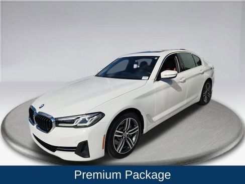 Used 2023 BMW 530i w/ Premium Package image 18