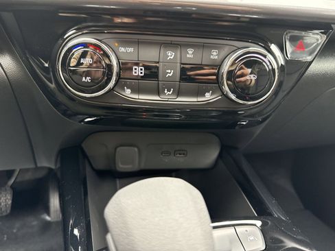 New 2026 Chevrolet Trax ACTIV w/ Driver Confidence Package image 17