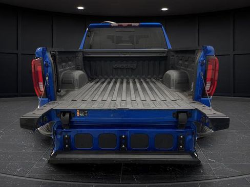 Used 2023 GMC Sierra 1500 AT4 w/ Technology Package image 16