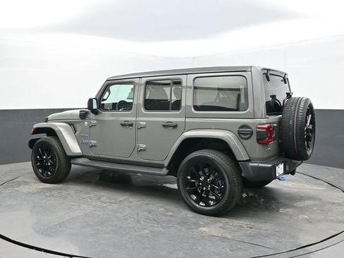 Used 2023 Jeep Wrangler Unlimited Sahara w/ Cold Weather Group image 3