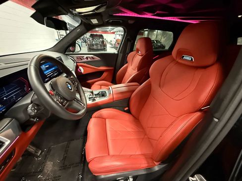 Used 2025 BMW XM Sport Utility 4D image 35