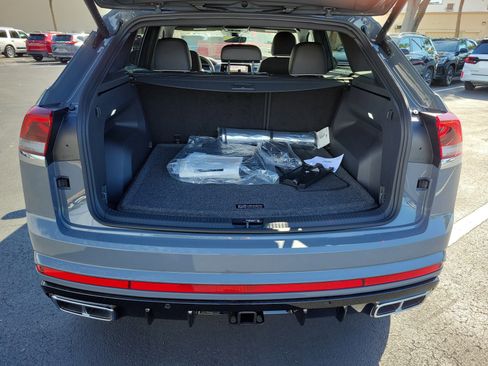 New 2026 Volkswagen Atlas Cross Sport SEL Premium R-Line image 13