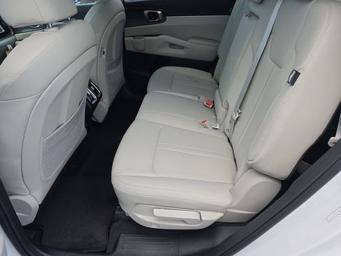 New 2026 Kia Sorento S FWD image 16