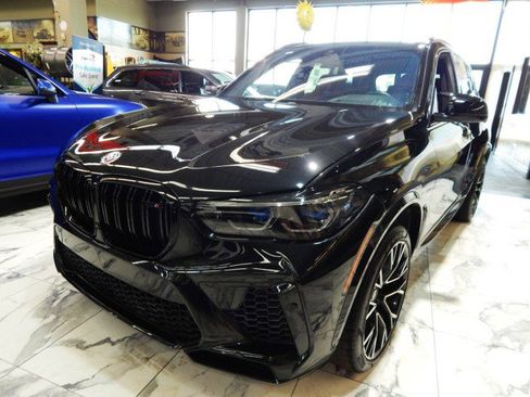Used 2022 BMW X5 M w/ Competition Package 2 image 9