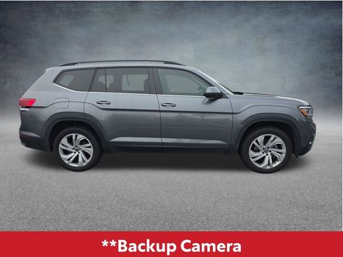 Used 2021 Volkswagen Atlas SE w/ Panoramic Sunroof Package FWD image 4