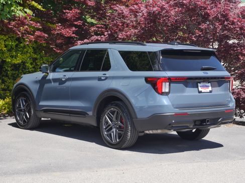 Used 2025 Ford Explorer ST-Line w/ Premium Package AWD/4WD image 21