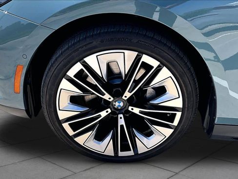 Used 2026 BMW 530i RWD image 10