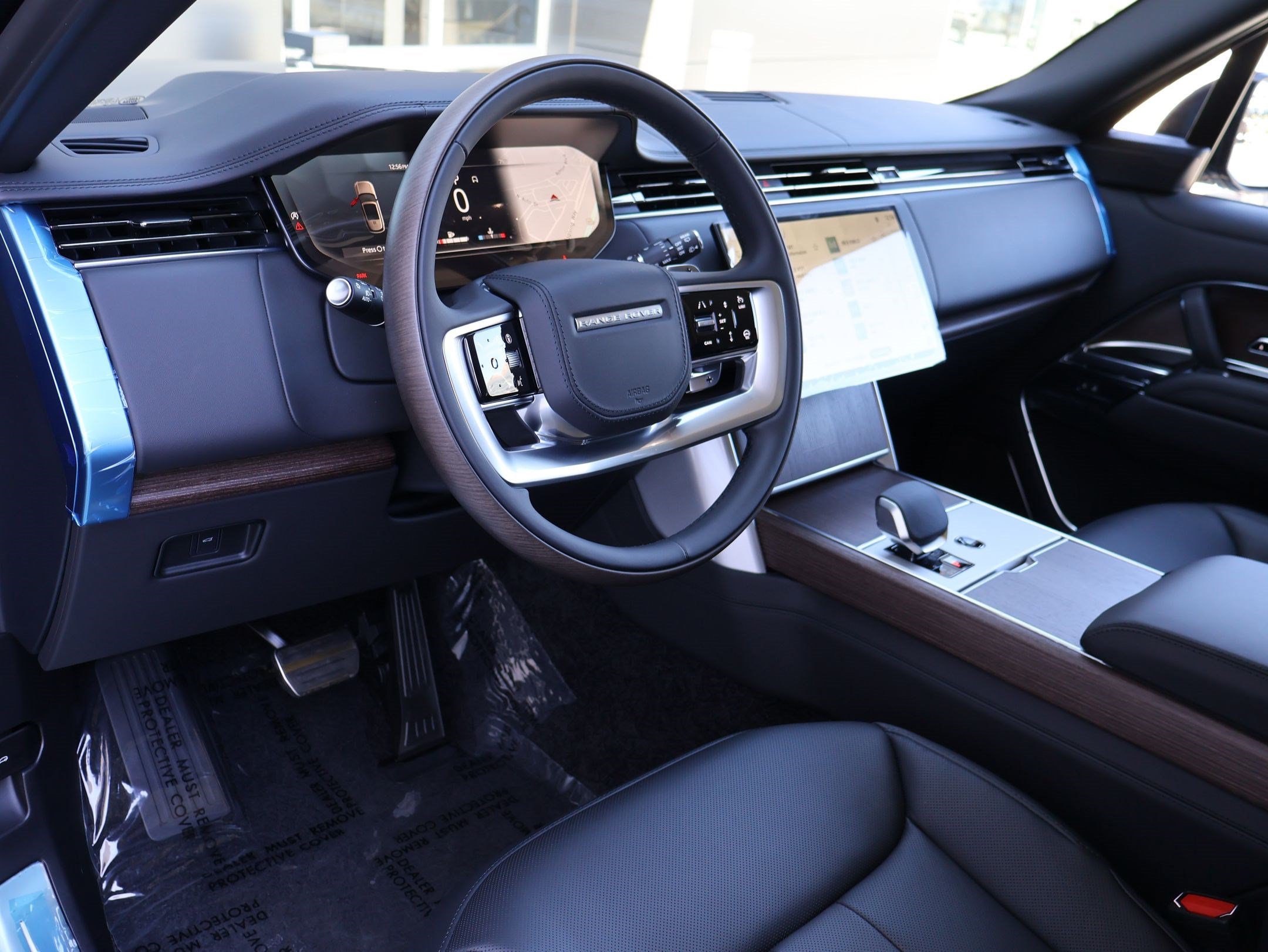 New 2026 Land Rover Range Rover Autobiography AWD/4WD image 13