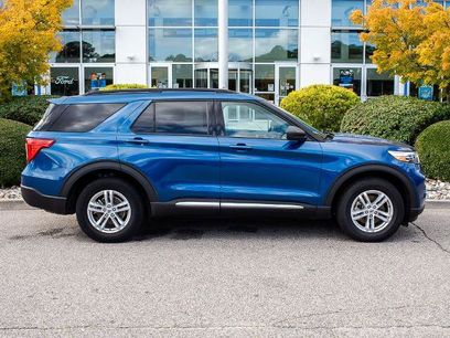 Certified 2022 Ford Explorer XLT w/ Equipment Group 202A